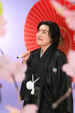男成人